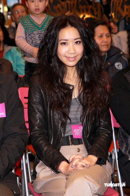 吴雨霏醒狮点晴感觉威风