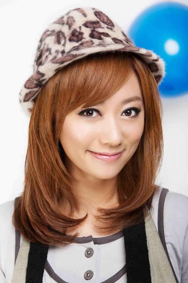 幻灯图:原梓霏邻家女孩写真 色彩动感富有童趣_高清图集_新浪网