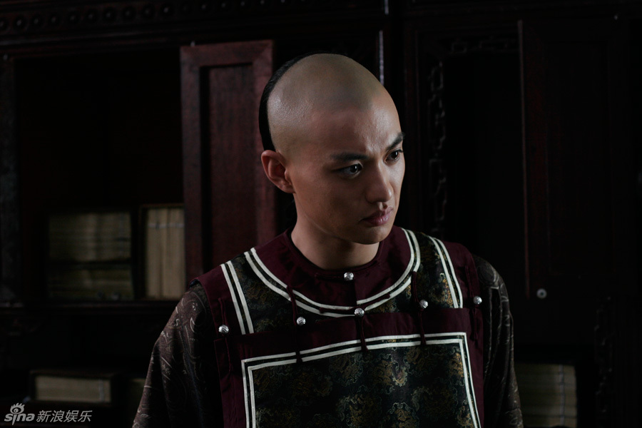 新浪娱乐讯 《苍穹之昴》改编自日本著名作家浅田次郎的同名小说,该