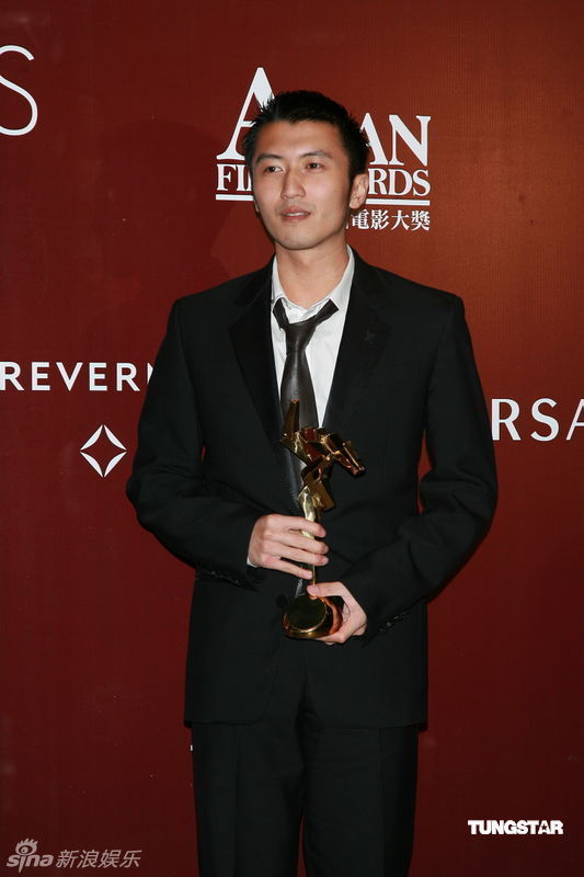 谢霆锋心情大好