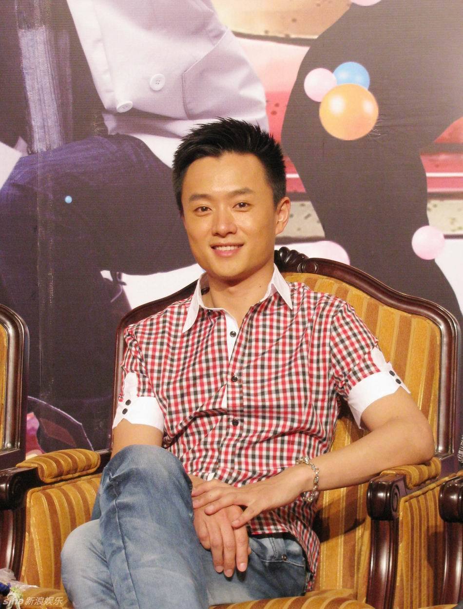 吴健外形阳光帅气