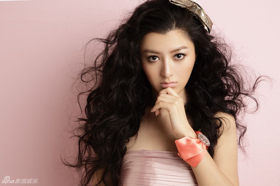 高清图:古典美人陈丽丽变身芭比 展露淑女气质_高清图集_新浪网