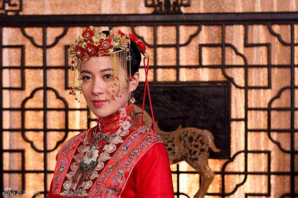 高清图:叶璇《国色天香》造型曝光 演绎香水人生_高清图集_新浪网