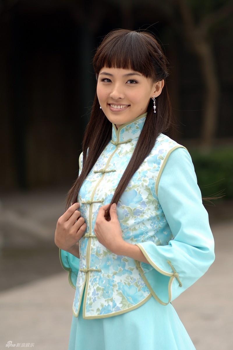 郑罗茜扮相青春娇俏_新浪图集_新浪网