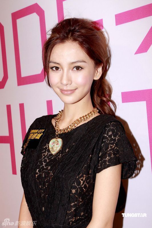 angelababy出席模特选拔活动