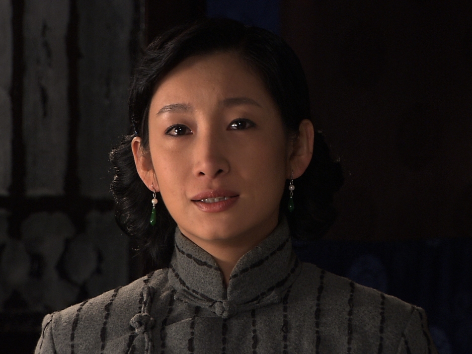 新浪娱乐讯 由秦海璐,曹磊领衔主演的年度大戏《松花江上》将于五月二