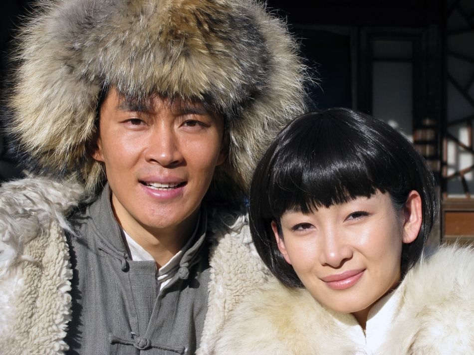 松花江上》作为黑龙江省向建国60周年献礼的一部重点作品,不但在演员