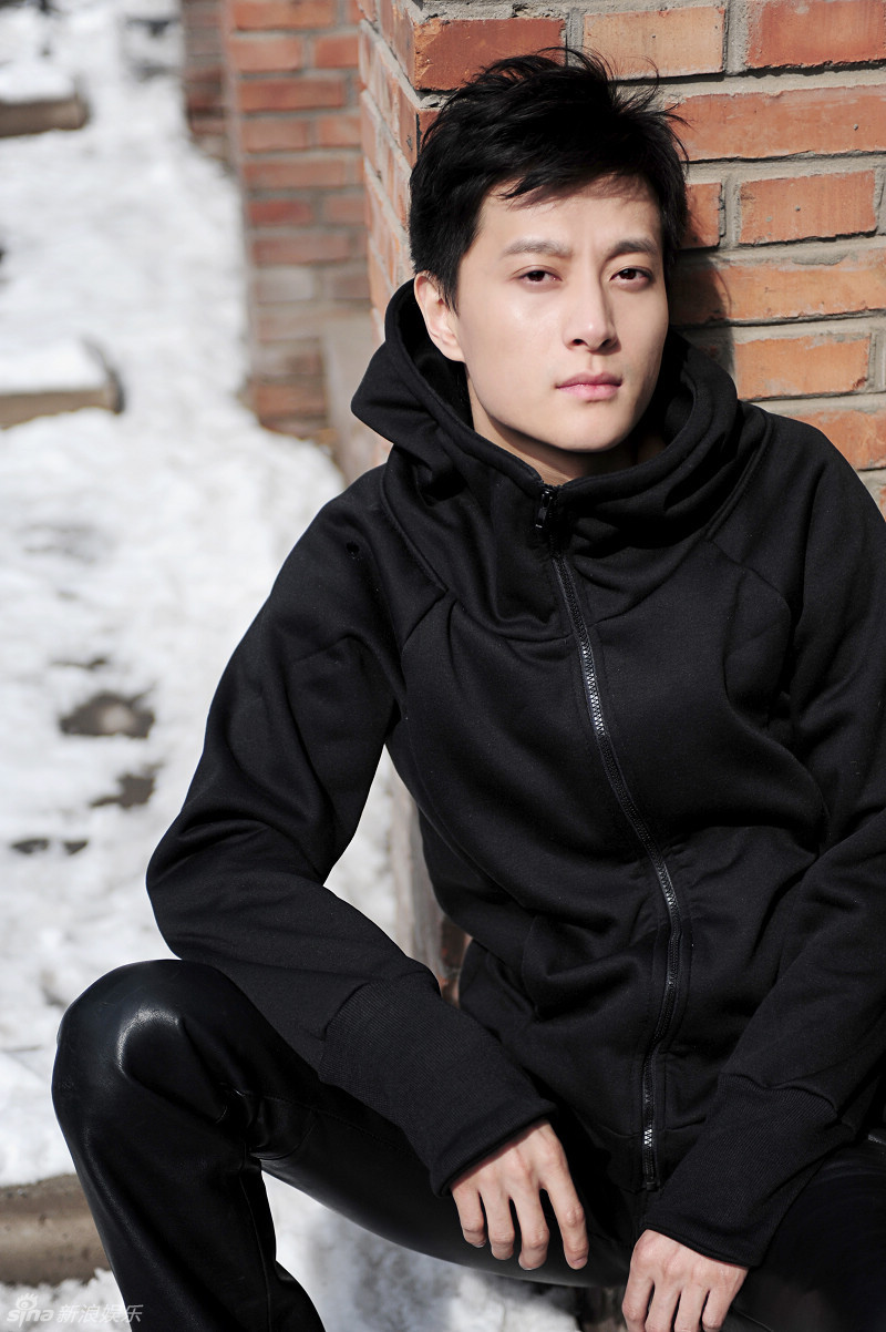 夏凡最新大片展"雅痞"范儿