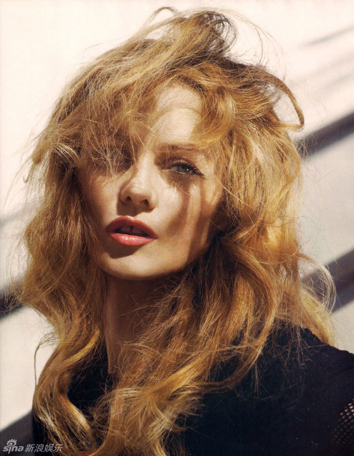 新浪娱乐讯 凡妮莎-帕拉迪丝 (vanessa paradis)近来频频为多本时尚