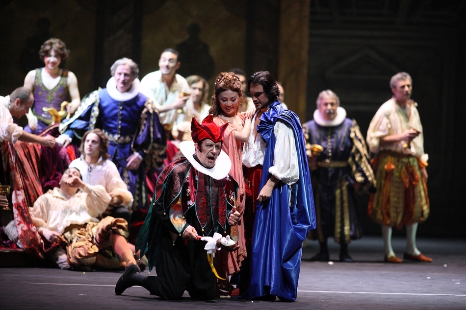 幻灯图:威尔第经典歌剧《弄臣》 父亲节的浓情礼物_高清图集_新浪网