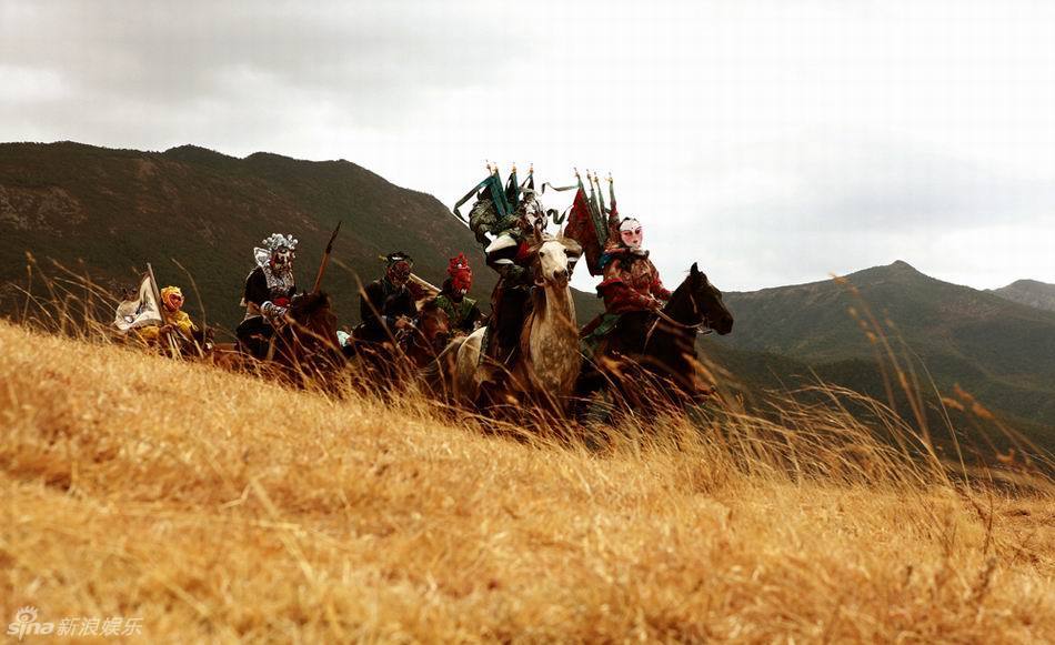 高清图:《桥隆飙》夺"宝"大战 飙字军成蒙面大盗 _高清图集_新浪网