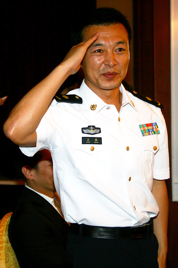 战中首批推出的四十个重点项目之一,由周振天担任编剧,陈昭荣,王强