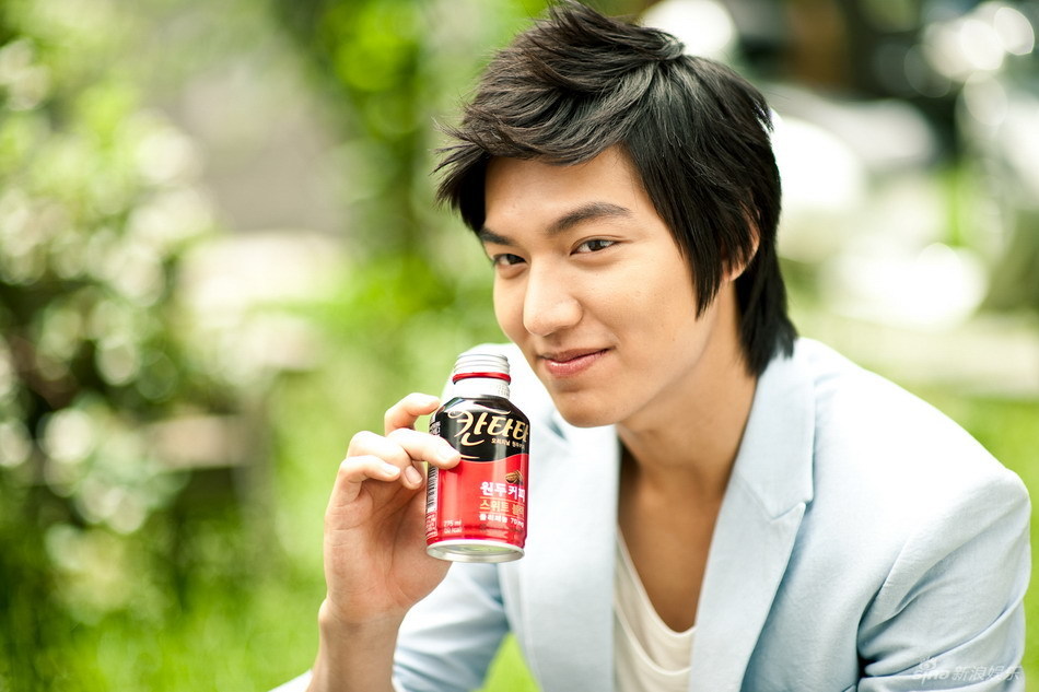 李民浩全新咖啡广告写真