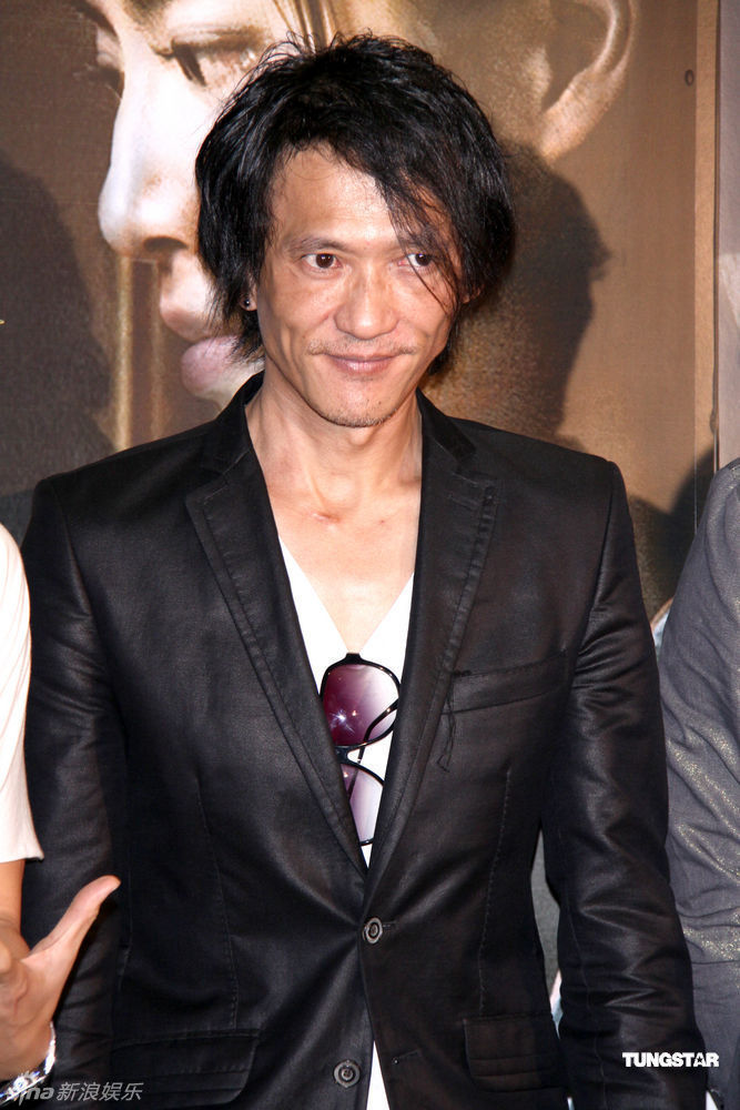 新浪娱乐讯 mv名导演邝盛执导的剧情长片《鱼狗》,日前在台北举办首映