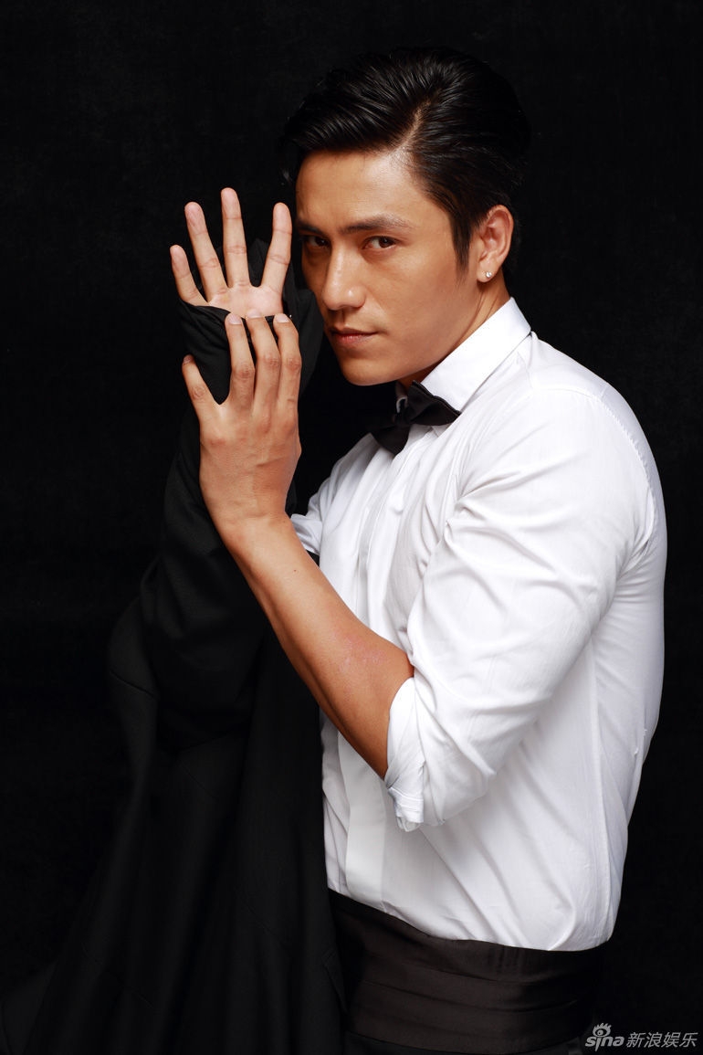 高清图:陈坤袁泉另类海报 演绎大老婆小丈夫主题_高清图集_新浪网