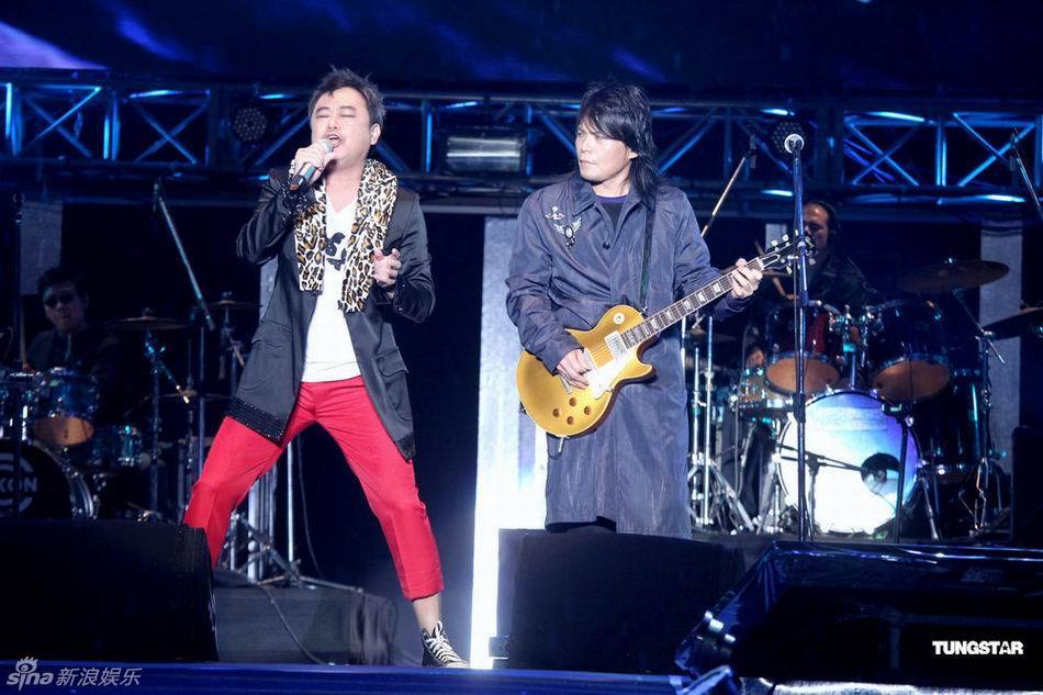 组图:金音创作奖鼓励新鲜人 陈升助阵豹纹装抢眼_高清图集_新浪网