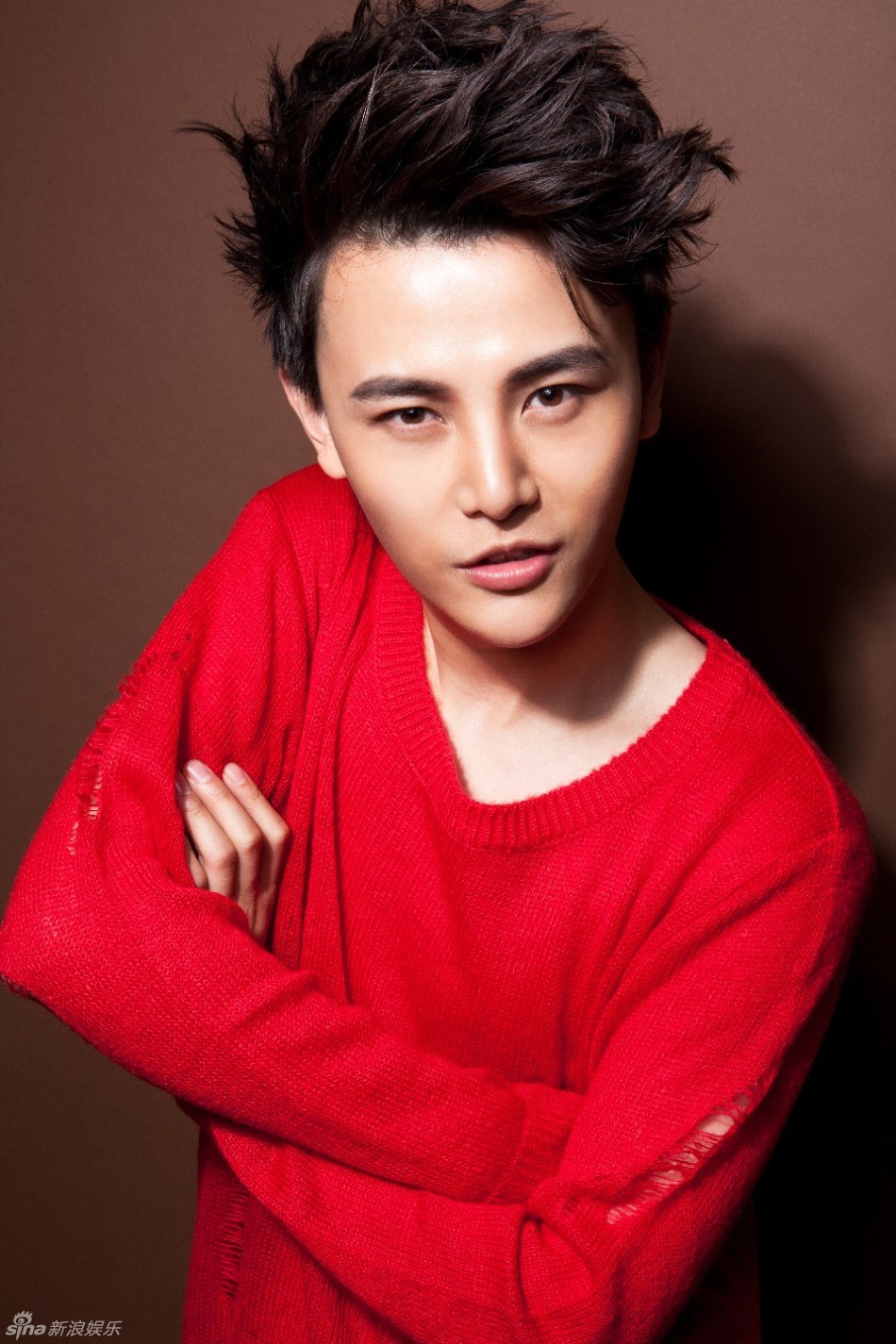 孙坚写真展"红色魅惑"