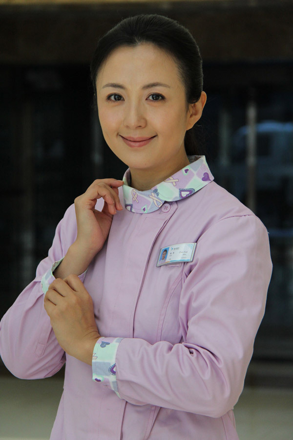 组图:杨童舒《一生守护》剧照曝光 饰演优雅护工_高清图集_新浪网