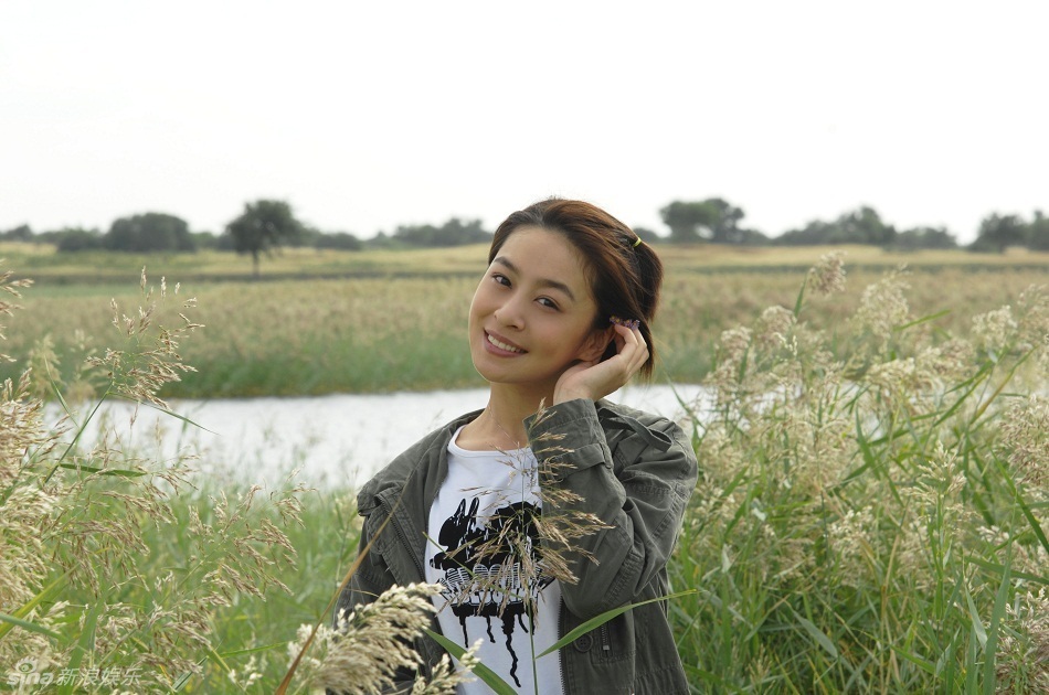 《永远的田野》28号登陆央视 李舜 饰演的天喜是个乡村质朴少女