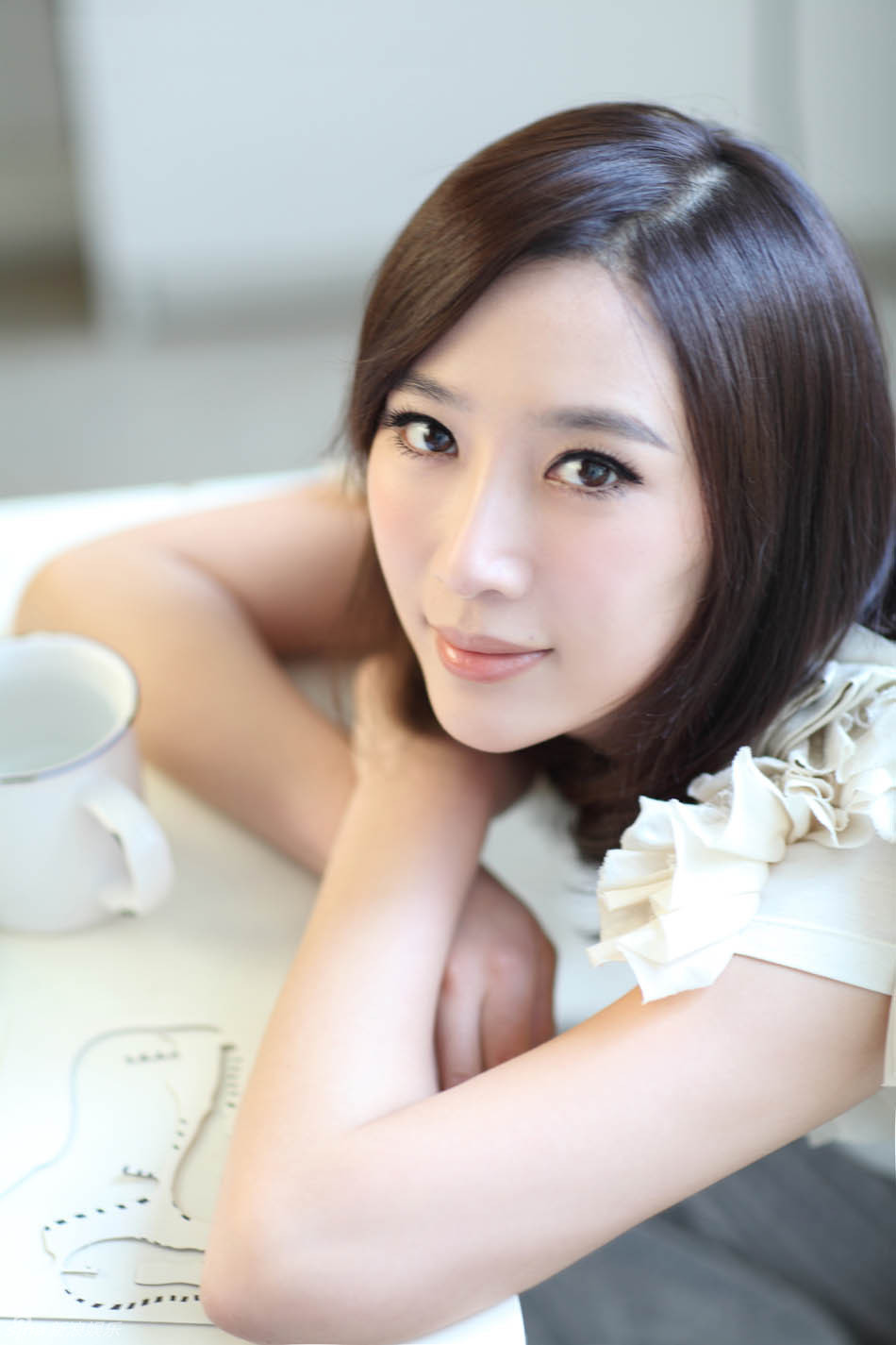 组图:赵子惠全新写真曝光 气质美女打造千面娇娃_高清图集_新浪网