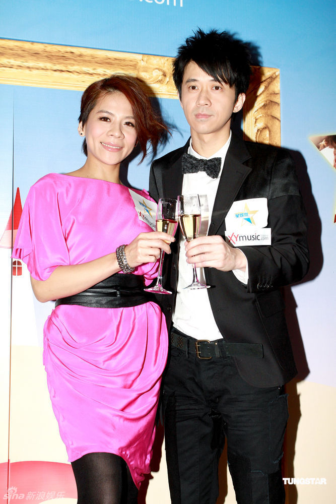 组图:光良做老板更做音乐 看中江美琪发碟潜质_高清图集_新浪网