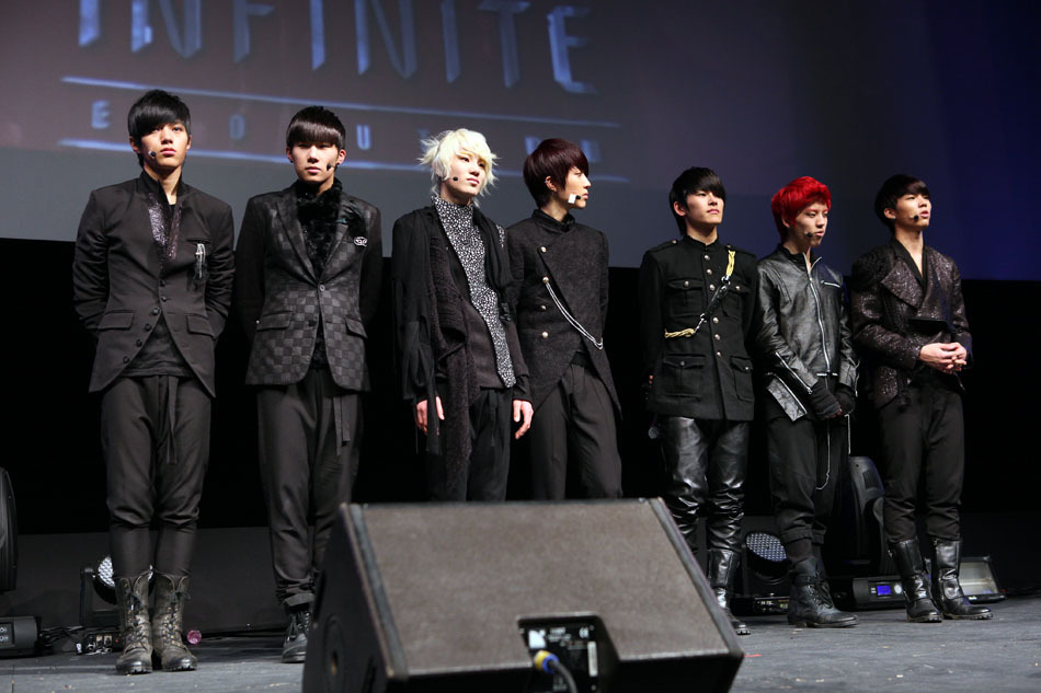 韩国男组合infinite新专辑showcase