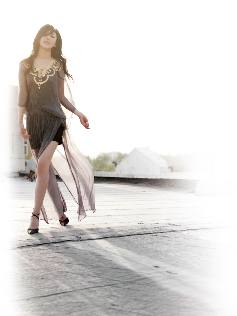 徐千雅新年灵动写真