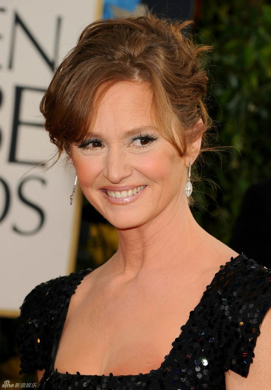 梅丽莎-里奥步上红毯