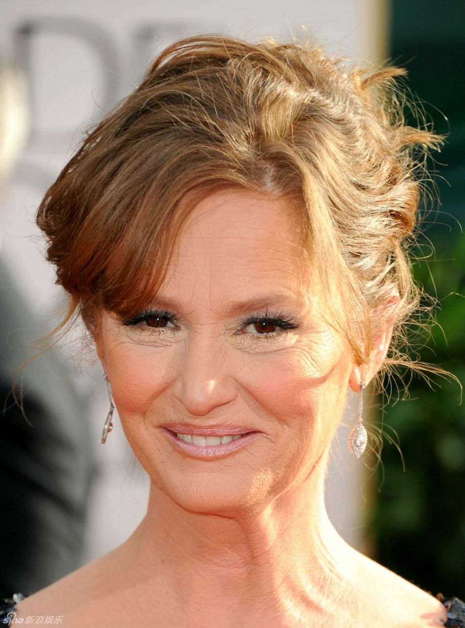 梅丽莎-里奥步上红毯