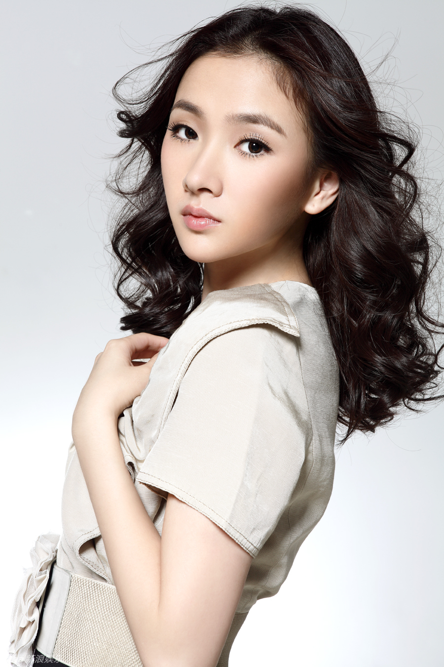 据悉,潘禹彤已正式签约北京荣恩盛世文化发展有限公司.