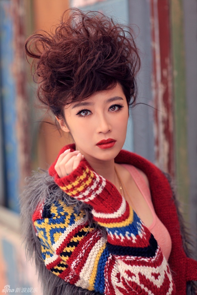 赵子惠红发写真性感妖娆