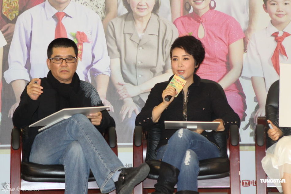 组图:蒋雯丽激情诠释大龄女青年 与孙淳二度恋爱_高清图集_新浪网