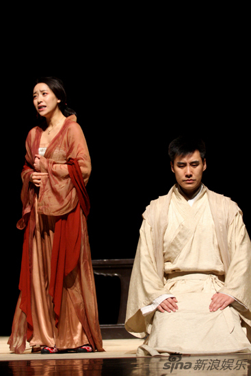 3月5日,龙马社版话剧《我爱桃花》,将作为大隐剧院的开春大戏登场.