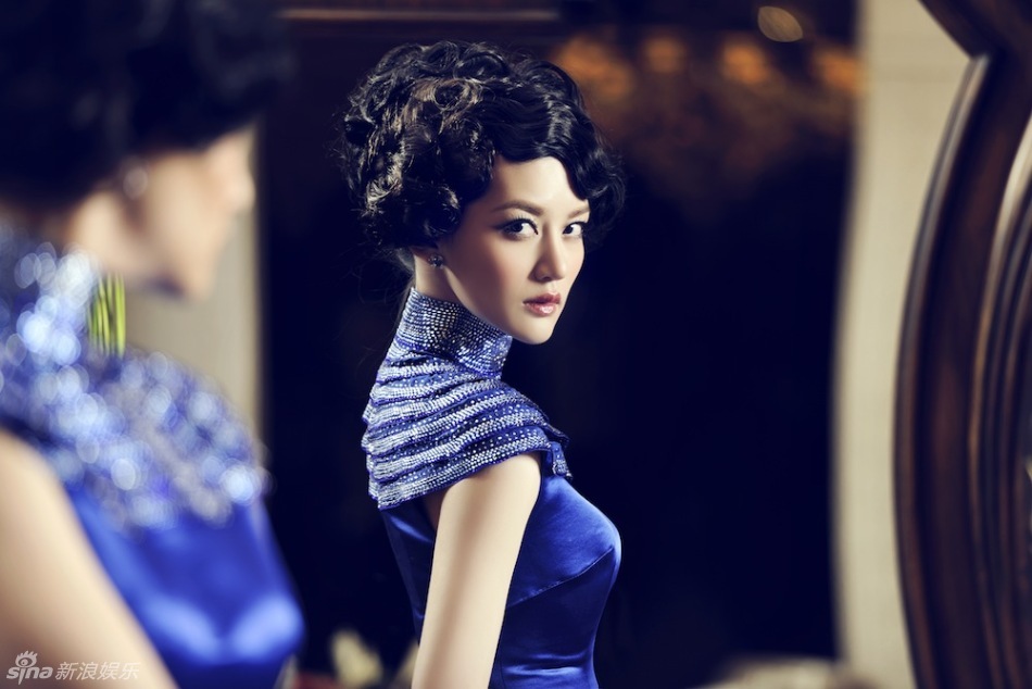 造型多变,表现力十足的演员唐于鸿近日发表一组身着精致旗袍的优雅