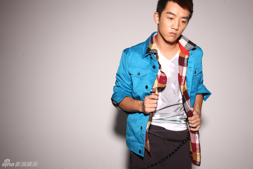 组图:郑恺写真广告范儿 《奋斗》将映期待向南_高清图集_新浪网