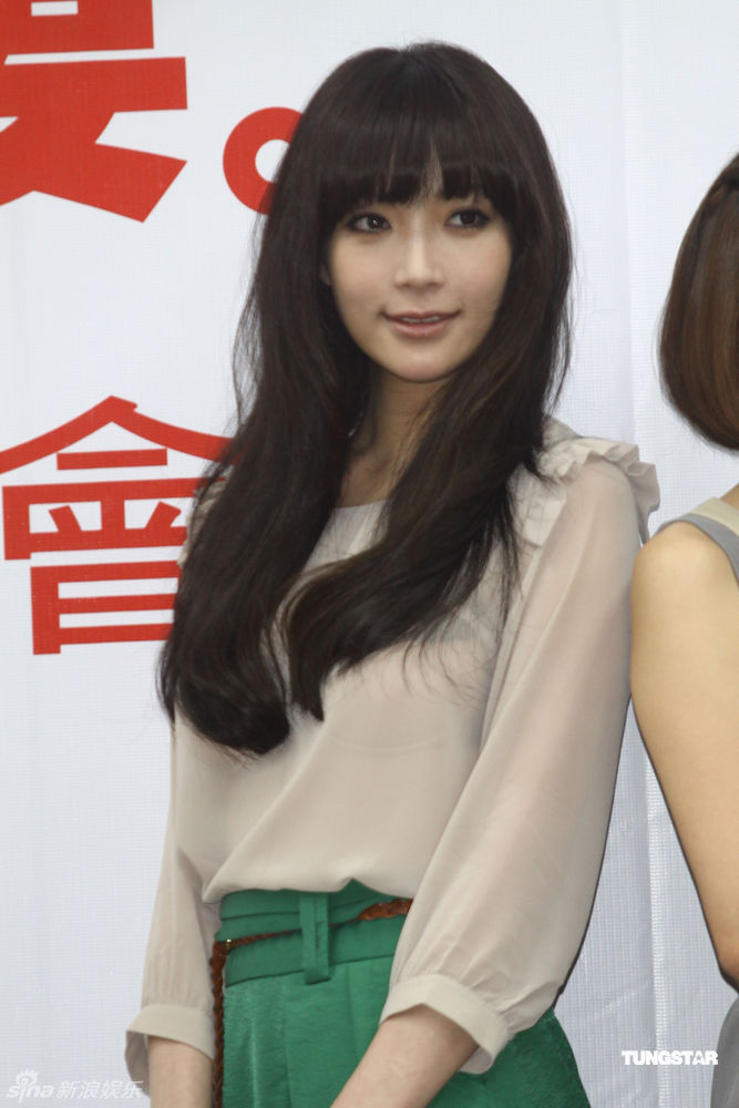 组图:隋棠《犀利人妻》签售 负面教材引导正确恋爱 _高清图集_新浪网