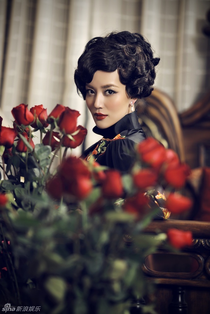 组图:唐于鸿旗袍写真独具韵味 画面华丽精致复古_高清图集_新浪网