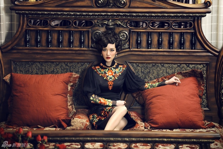 组图:唐于鸿旗袍写真独具韵味 画面华丽精致复古_高清