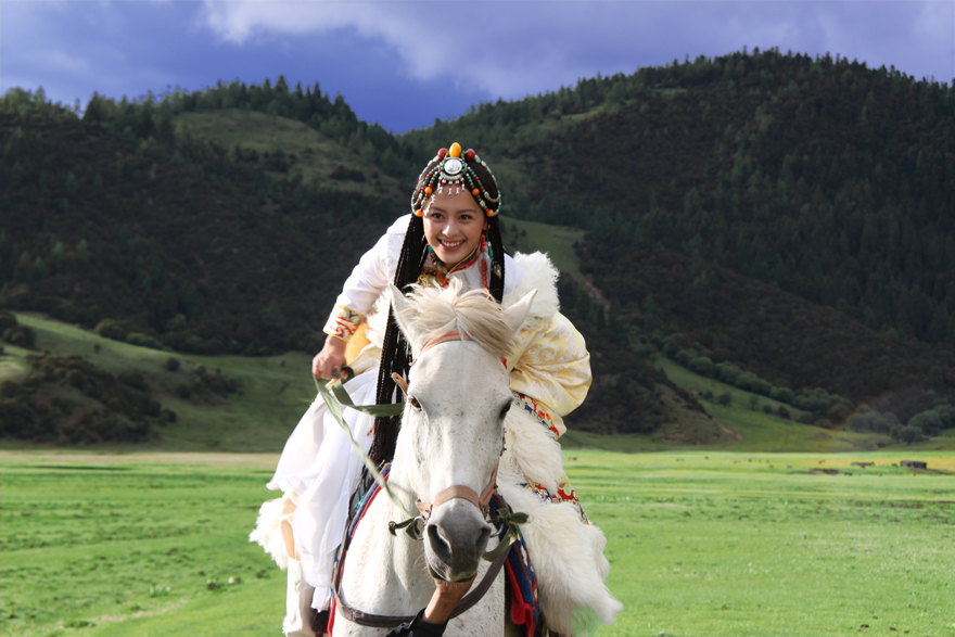 组图:《香格里拉》胡歌王力可演藏版罗密欧朱丽叶_高清图集_新浪网