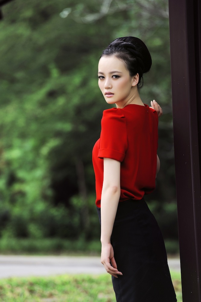 唐于鸿展夏日魅惑