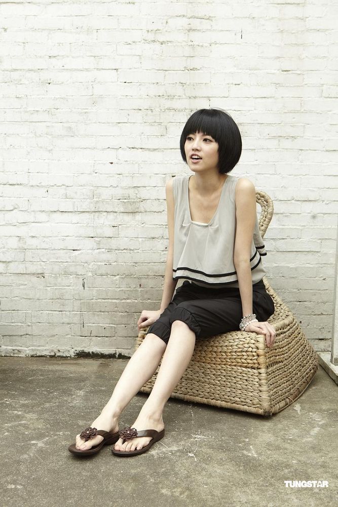 名模王尹平穿出各种天气的流行时尚