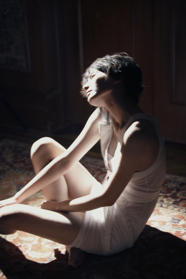 组图:李媛携手夏永康打造另类迷幻写真_高清图集_新浪网