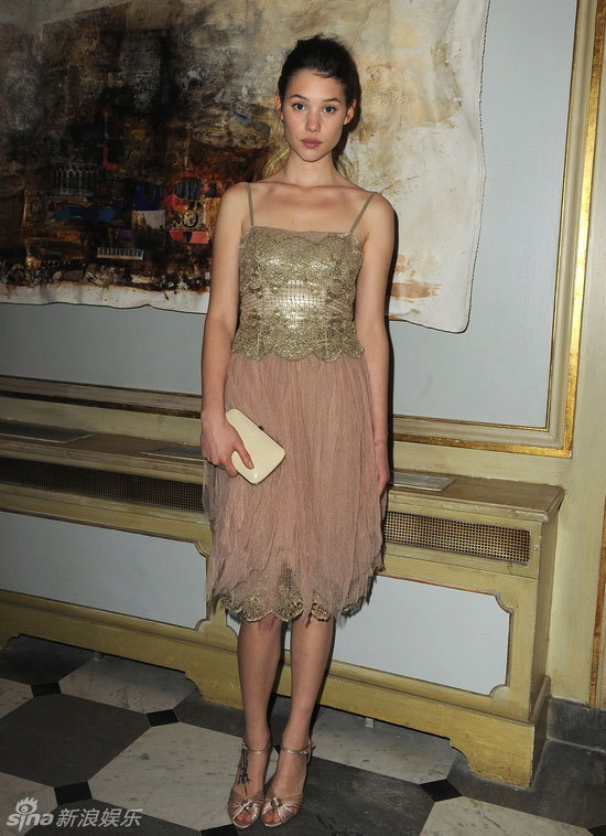 组图:"加勒比美人鱼"阿斯特丽德60张美图集锦_高清图集_新浪网