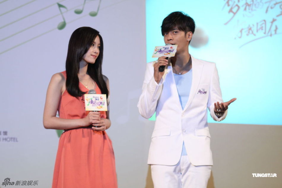 新浪娱乐讯 6月7日消息, 6日,罗志祥和曾恺玹现身上海,为东方卫视全新