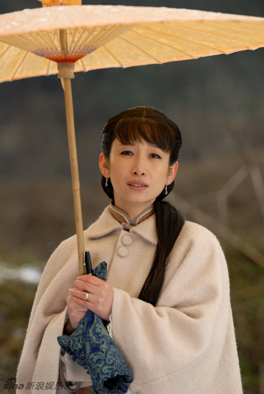 《冬雪》秦海璐雪中剧照曝光