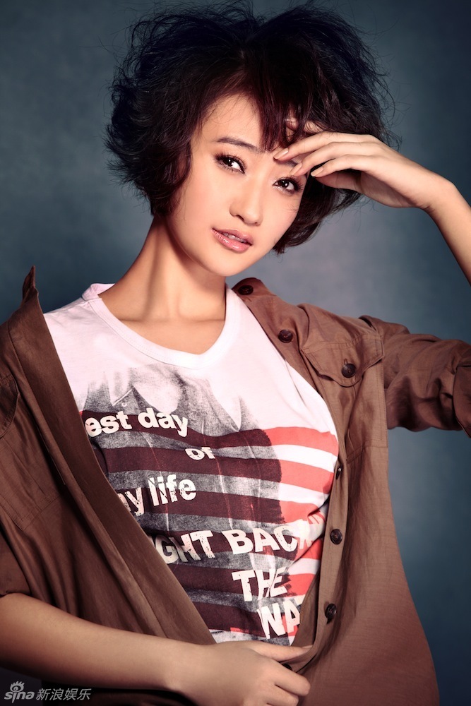 组图:阎娜写真干练帅气个性十足 大戏连台人气旺_高清图集_新浪网