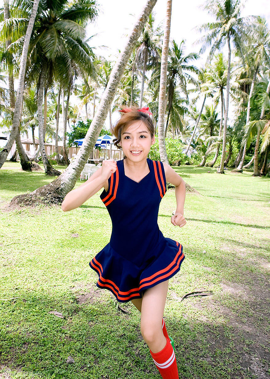 前超女陈怡日本拍写真