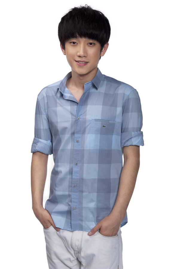 王矜霖帅气写真曝光 诠释精灵王子音乐之路