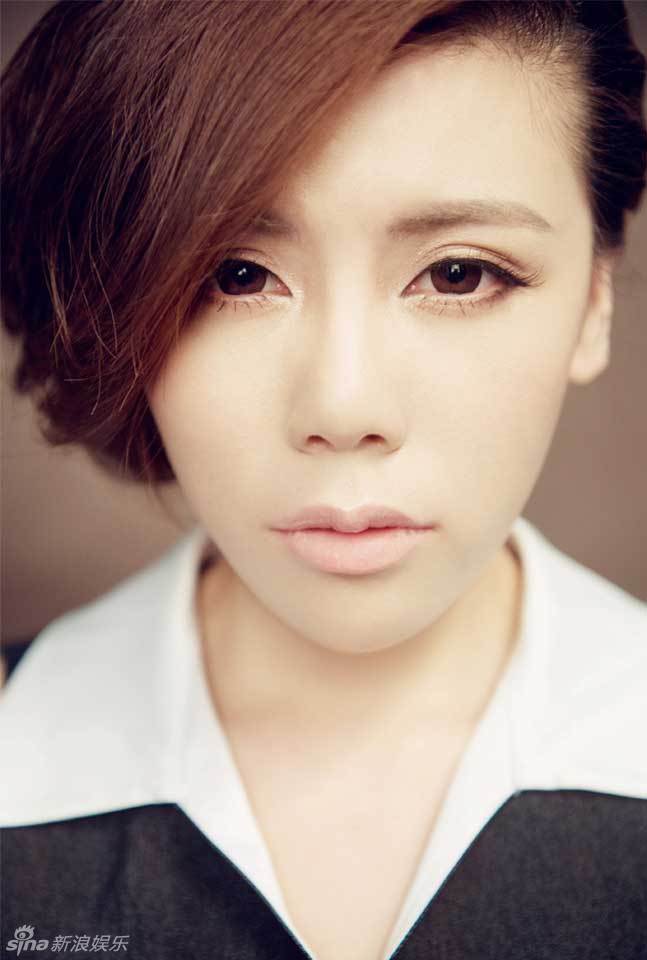 组图:张晓棠新歌《秋风醉》宣传照 显女性知性美_高清图集_新浪网