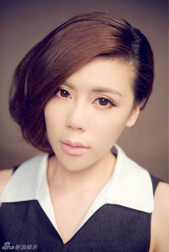 组图:张晓棠新歌《秋风醉》宣传照 显女性知性美_高清图集_新浪网